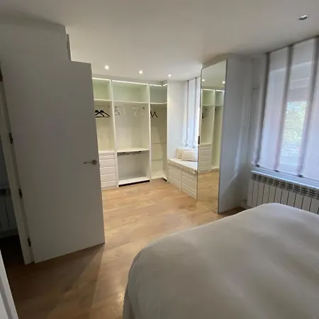 - Murallas De Dulcinea